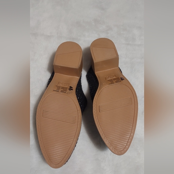 New condition shoes for women size 8.5 - Picture 4 of 4